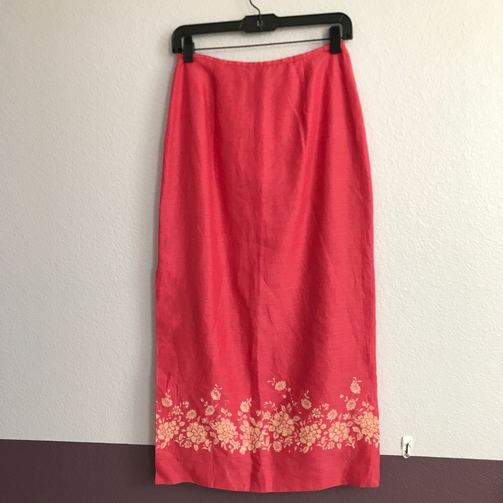 Vintage Ann Taylor. Beautiful linen full length skirt.